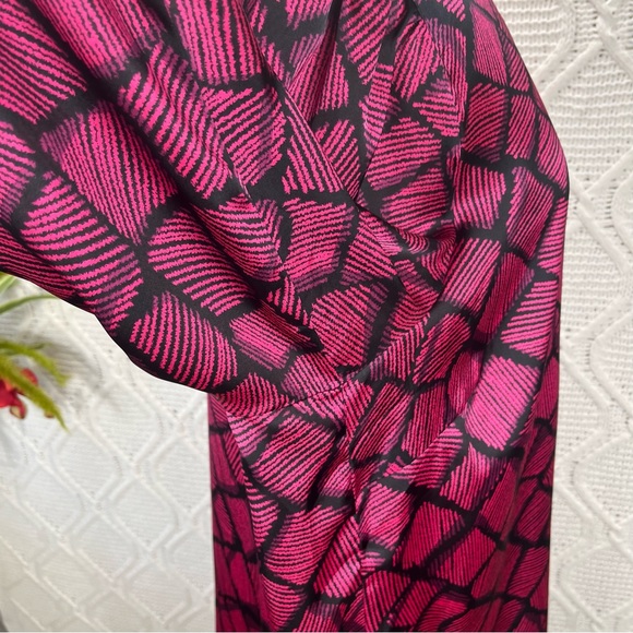 ANNE KLEIN | Pink Long Sleeve Geometric Print Split-Neck Popover Tunic Top - Picture 8 of 12